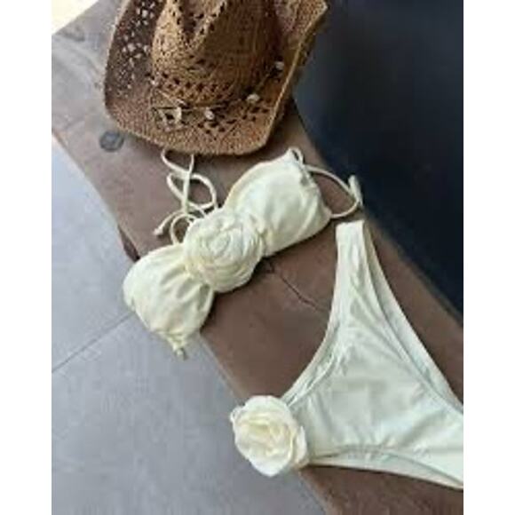 Pale Yellow Selfie Worthy Floral Rose Embellished Bikini Size L | SAME DAY SHIP - Picture 1 of 8